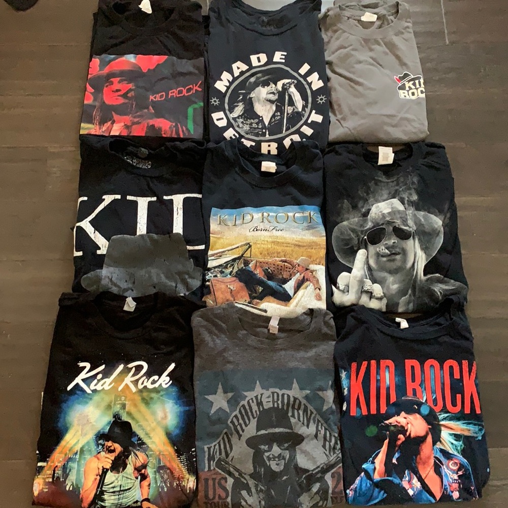 Lot of Kid Rock t shirts